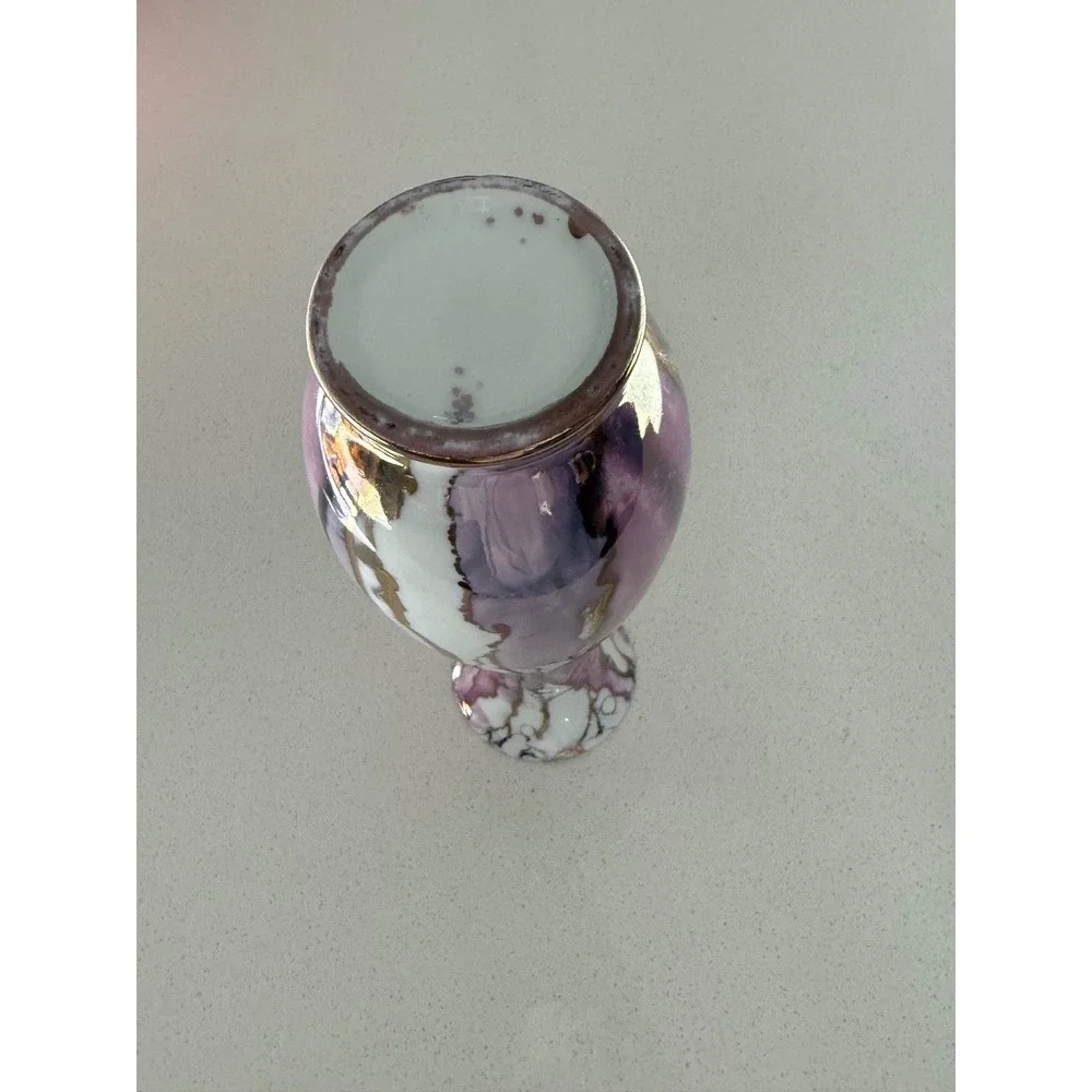 Elegant Porcelain studio Pottery Vase Amethyst White Gold Swirl Accents‎ 8.25